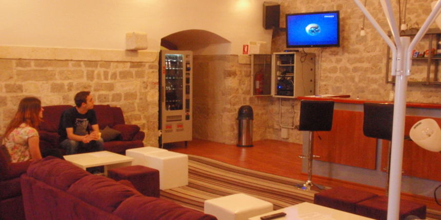 Javna tribina o studentskom standardu, studenti, Božo Lerotić