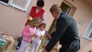 Humanitani uskrsni konvoj Zadar – Oklaj