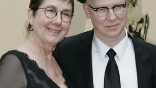 82. Red Carpet Oscara (oscar.go.com)