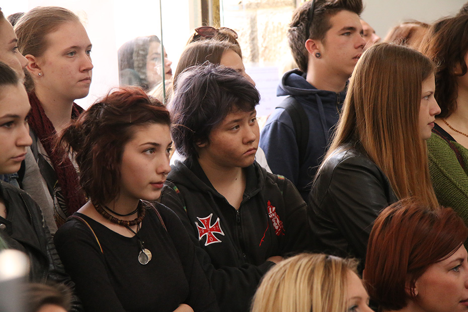 Image 432659 (auto) Image 432659 (auto)