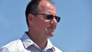 Pri kraju radovi na montažnim tribinama teniskog terena u SC Višnjik