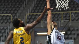 ZDBT 2018: Maccabi Tel Aviv – Liaoning 100-64 ZDBT 2018: Maccabi Tel Aviv – Liaoning 100-64