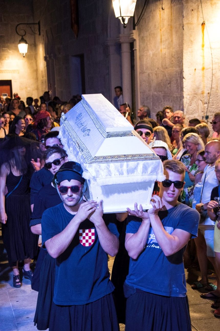 Paški Ljetni karneval 2017