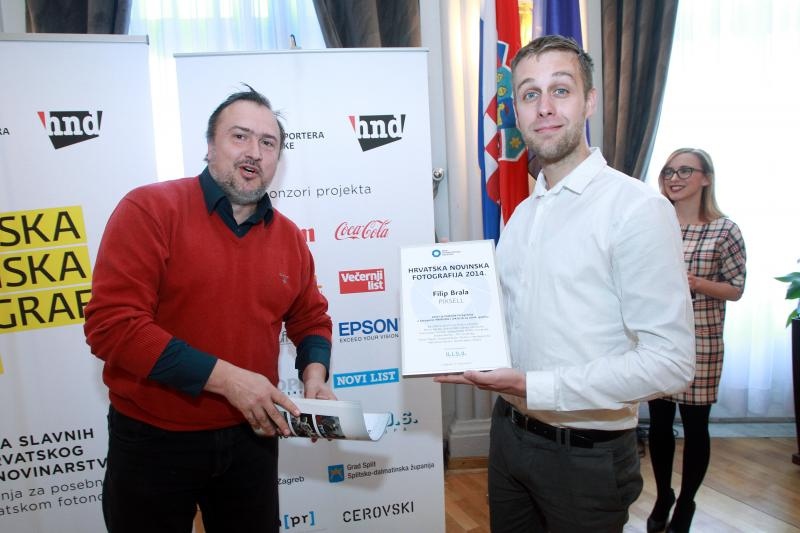 Velika dvorana HND-a, Proglasenje pobjednika 12. natjecaja Hrvatska novinska fotografija. Photo: Goran Jakus/PIXSELL Velika dvorana HND-a, Proglasenje pobjednika 12. natjecaja Hrvatska novinska fotografija. Photo: Goran Jakus/PIXSELL