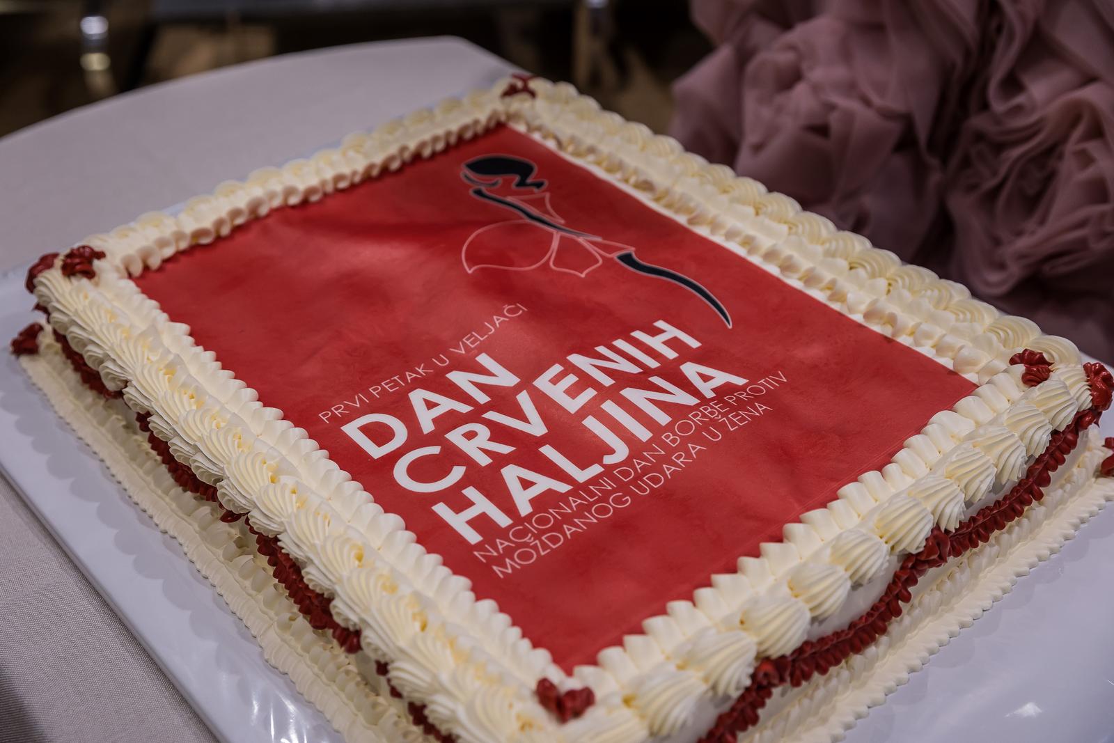 Večer Crvenih Haljina Večer Crvenih Haljina