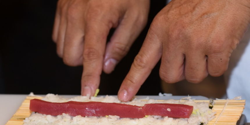 Tuna, Sushi & Wine Festival: Japanski masterchef Nakatsuji održao edukaciju pripreme tradicionalnih japanskih jela Tuna, Sushi & Wine Festival: Japanski masterchef Nakatsuji održao edukaciju pripreme tradicionalnih japanskih jela