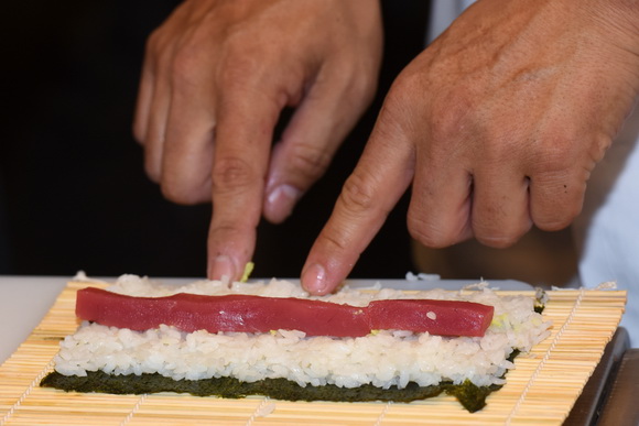 Tuna, Sushi & Wine Festival: Japanski masterchef Nakatsuji održao edukaciju pripreme tradicionalnih japanskih jela Tuna, Sushi & Wine Festival: Japanski masterchef Nakatsuji održao edukaciju pripreme tradicionalnih japanskih jela