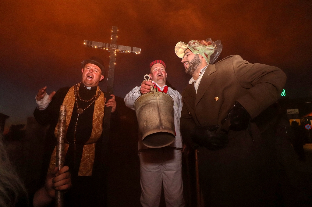 Sinoć su paljenjem Karnevala okončane tradicijske virske maškare