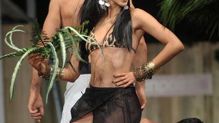 Zagreb, 050612. 
Modna kuca Goldenpoint za sezonu proljece/ljeto 2012. pripremila je zanimljivu kolekciju kupacih kostima. Dio asortimana mogli su vidjeti i zagrebcani na reviji u Gallery-u . Pedesetak modela kostima prezentirali su manekenke i manekeni n