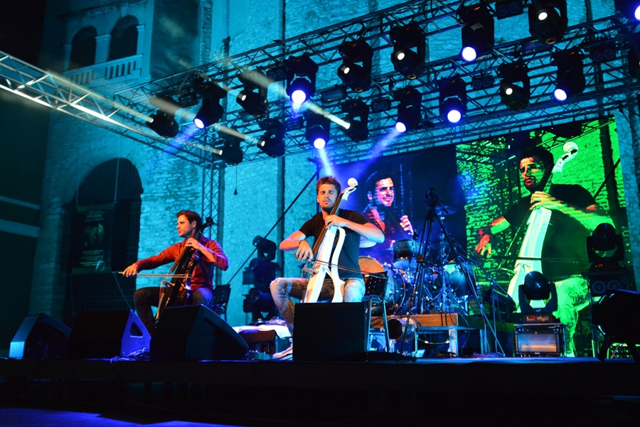 2cellos na antičkom Forumu, foto: Iva Perinčić