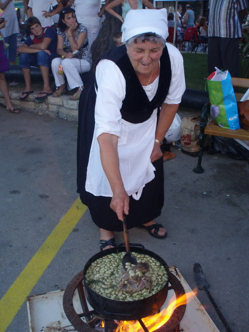 Materine uzance, Pakostabe 6.7.2008. Materine uzance, Pakostabe 6.7.2008.