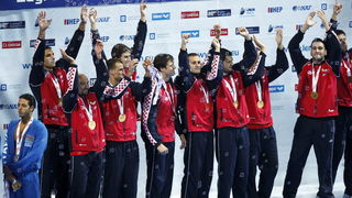 Zagreb, 110910.
Bazen Mladosti na Savi.
29. Europsko prvenstvo u vaterpolu.
Finalna utakmica za pobjednika Europskog prvenstva u vaterpolu  Hrvatska – Italija.
Na slici: slavlje pobjednika.
Foto: Goran Mehkek / CROPIX