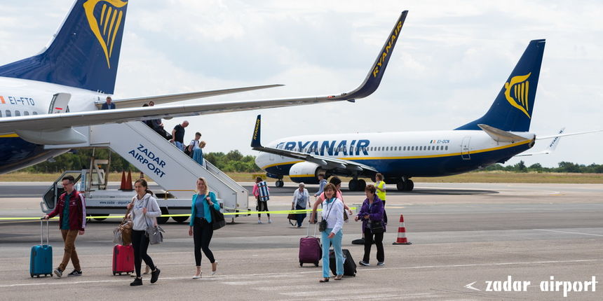 Ryanair proslavio 2 milijuna prevezenih putnika u Zračnu luku Zadar Ryanair proslavio 2 milijuna prevezenih putnika u Zračnu luku Zadar