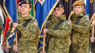 Mimohod ratnih postrojbi u Zadru