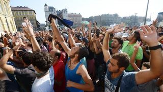 Izbjeglice i imigranti na željezničkom kolodvoru Keleti ulicama Budimpešte, Photo: Marko Jurinec/PIXSELL Izbjeglice i imigranti na željezničkom kolodvoru Keleti ulicama Budimpešte, Photo: Marko Jurinec/PIXSELL