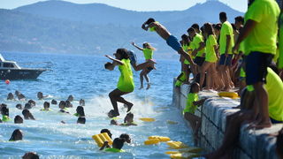 10. dm Millennium Jump na zadarskoj rivi – 3 tisuće skakača poslalo prekrasnu priču u svijet 10. dm Millennium Jump na zadarskoj rivi – 3 tisuće skakača poslalo prekrasnu priču u svijet