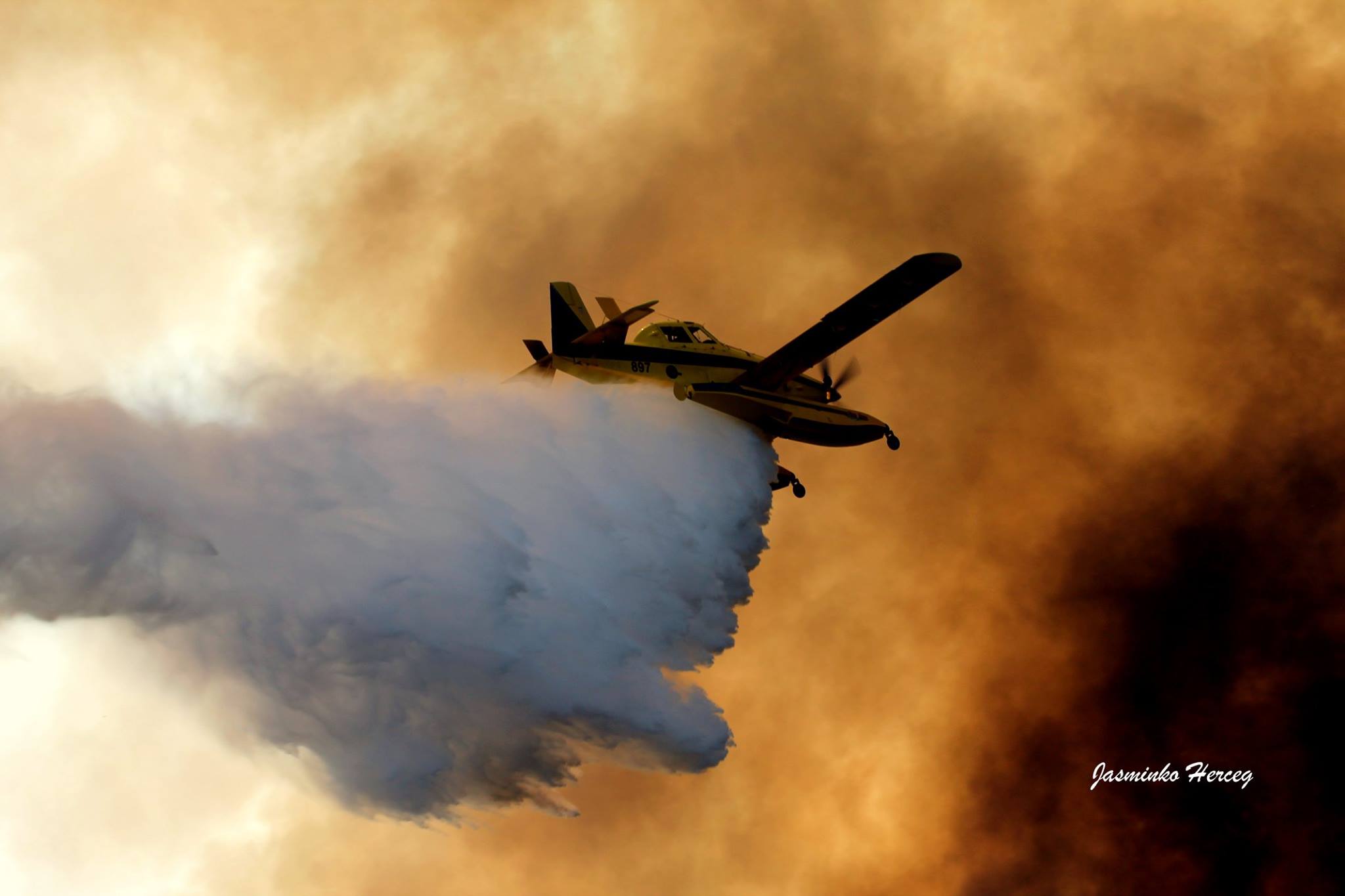 Lokaliziran požar kod Košljuna na otoku Pagu Lokaliziran požar kod Košljuna na otoku Pagu