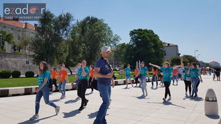 Ludijada maturanata na zadarskoj rivi