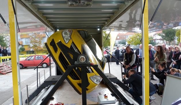 Održane prezentacije simulatora sudara i prevrtanja