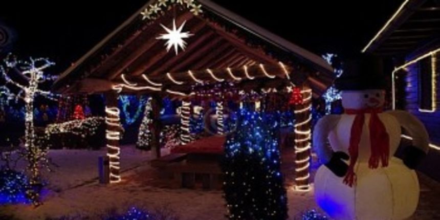 1.500.000 lampica na imanju obitelji Salaj u Grabovnici