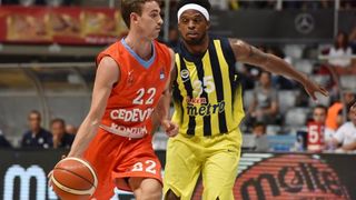 ZDBT 2016: KK Cedevita – Fenerbahce 77-88. Photo: Hrvoje Jelavić/PIXSELL ZDBT 2016: KK Cedevita – Fenerbahce 77-88. Photo: Hrvoje Jelavić/PIXSELL