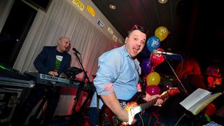 U Famous beach and grill baru Rockatansky bend proslavio je 20 godina djelovanja U Famous beach and grill baru Rockatansky bend proslavio je 20 godina djelovanja