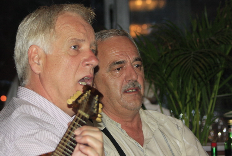 Restoran Niko: Ćiro Gašparac i klape na degustaciji Krauthakerovih vina, Foto: Mladen Malik