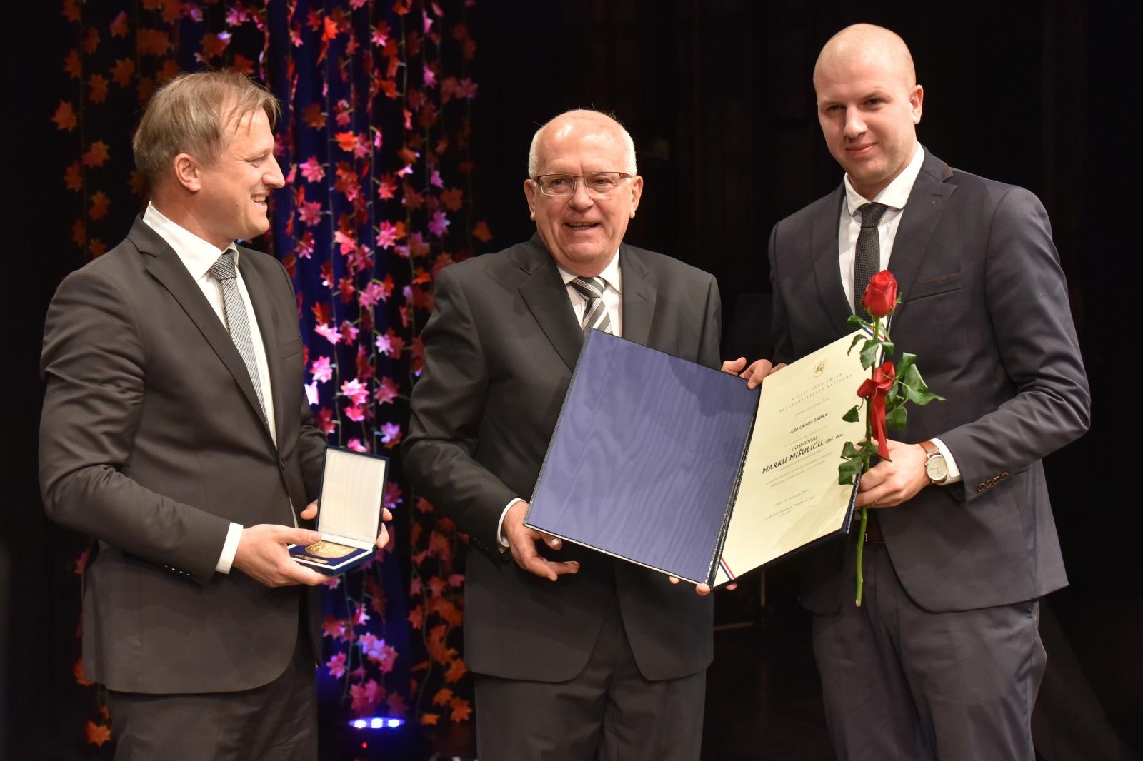 Na svečanoj sjednici Grada Zadra uručene nagrade najzaslužnijim građanima