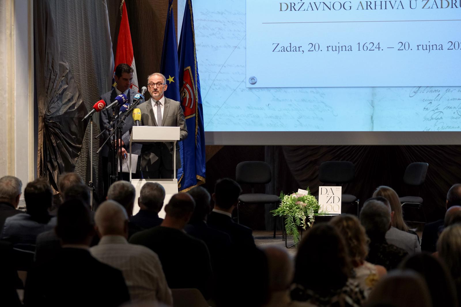 Svečana akademija povodom obilježavanja 400. obljetnice utemeljenja Državnog arhiva Svečana akademija povodom obilježavanja 400. obljetnice utemeljenja Državnog arhiva