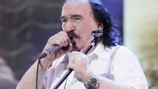 Mišo Kovač i prijatelji na Starom placu u Splitu Mišo Kovač i prijatelji na Starom placu u Splitu