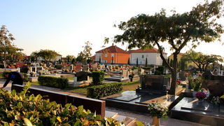 Blagdan Svih svetih na Gradskom groblju Zadar, Foto: Iva Perinčić Blagdan Svih svetih na Gradskom groblju Zadar, Foto: Iva Perinčić