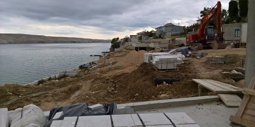 Miškovici, Pag, bager