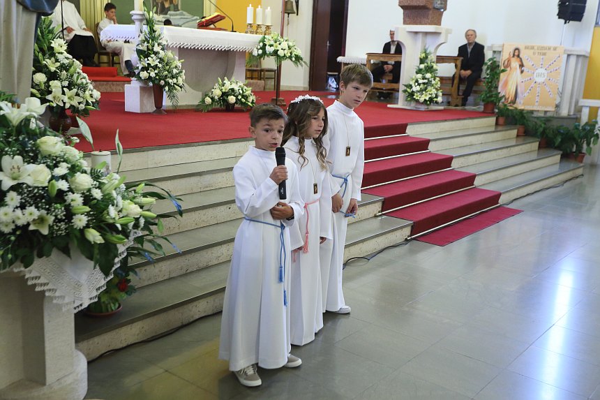 Bibinje: Sakrament Svete potvrde u župnoj crkvi Bibinje: Sakrament Svete potvrde u župnoj crkvi