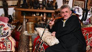 Brođanin Stanislav Hudi živi u kući koju je uredio u egipatskom stilu Brođanin Stanislav Hudi živi u kući koju je uredio u egipatskom stilu