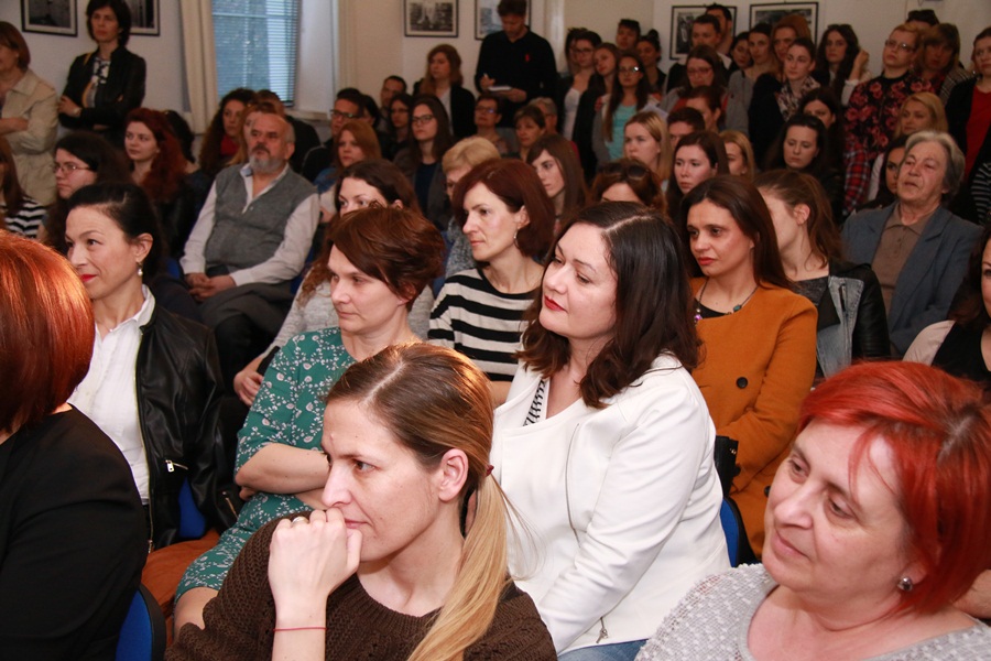 U Gradskoj knjižnici gostuje Julijana Matanović – zadar čita 2016.