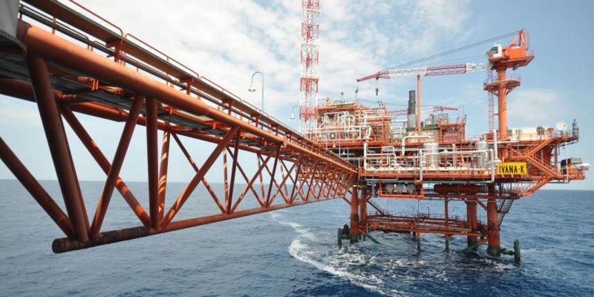 Platforme Ivana A/K su sredisnje ekspotacijske platforme za sva sjevernojadranaska polja. Photo: Dusko Marusic/PIXSELL