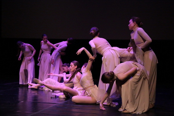 HNK Zadar: 5. Zadarski plesni festival u organizaciji Plesne udruge Gesta okupio je više od 260 plesača HNK Zadar: 5. Zadarski plesni festival u organizaciji Plesne udruge Gesta okupio je više od 260 plesača