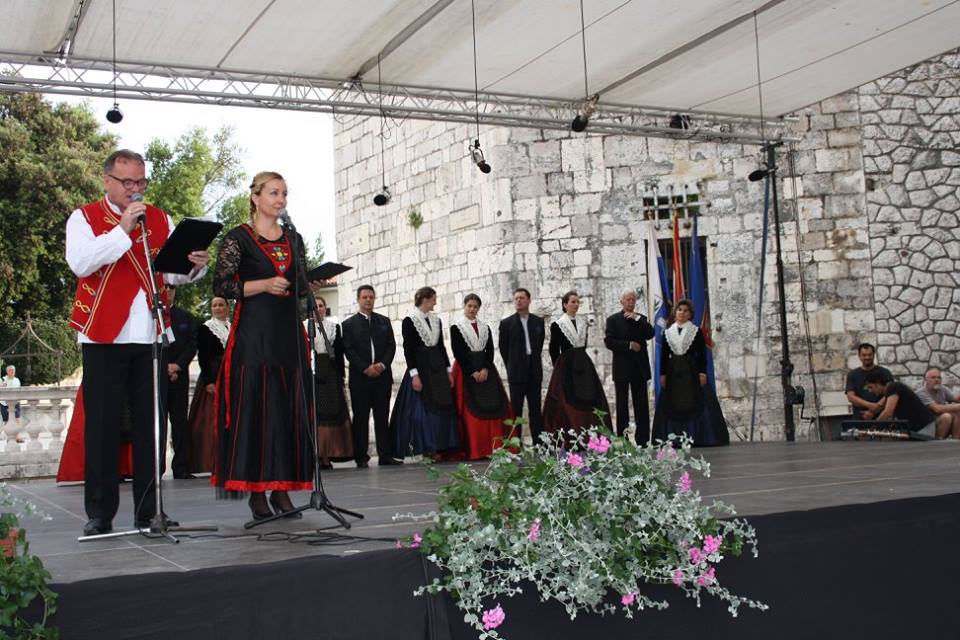 Etno dani 2016.: Prva večer smotre folklora
