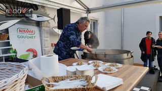 Priprema rižota s plodovima mora u sklopu Tuna, Sushi & Wine Festivala Priprema rižota s plodovima mora u sklopu Tuna, Sushi & Wine Festivala