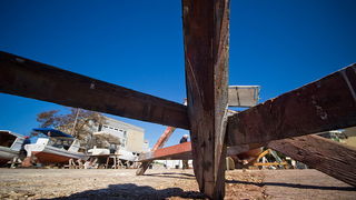 Jazine: Uređuju se barke i kaići, Foto: Saša Čuka