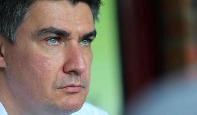 Premijer Zoran Milanovic obisao je osnovnu skolu u Gunji i obiteljske kuce u Strosincima na kojima je zapocela obnova. Photo: Davor Javorovic/PIXSELL