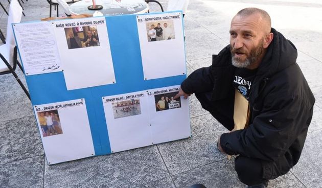 Novi prosvjed Davora Dujića na Narodnom trgu