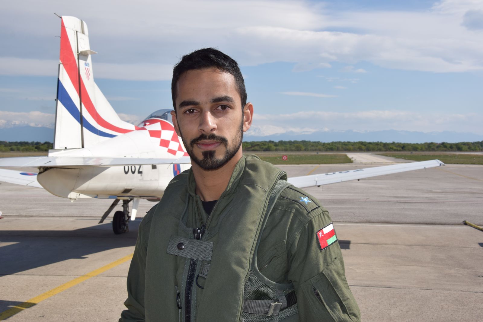 Prvi samostalni letovi omanskih pilota Prvi samostalni letovi omanskih pilota