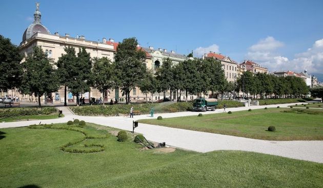 Tomislavov trg.