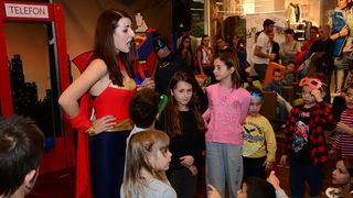 Superheroji u trgovinskom centru Supernova 25. listopada 2014. Foto: Iva Perinčić Superheroji u trgovinskom centru Supernova 25. listopada 2014. Foto: Iva Perinčić