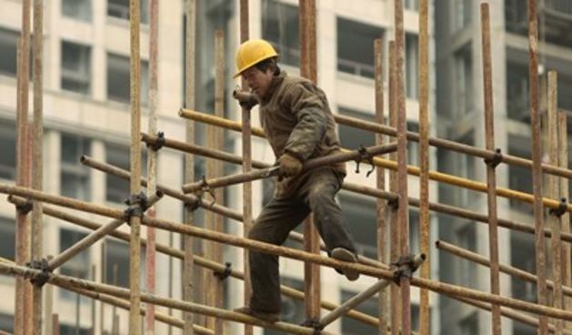 Radnik (Foto: Reuters)