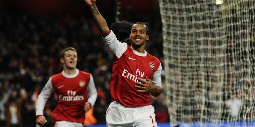Arsenal’s Theo Walcott (R) celebrates his goal against Chelsea with Jack Wilshire // Reuters Arsenal’s Theo Walcott (R) celebrates his goal against Chelsea with Jack Wilshire // Reuters