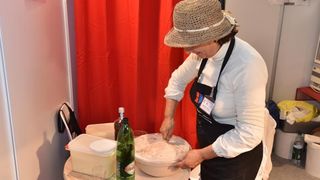 Image 380611 (auto) Image 380611 (auto)