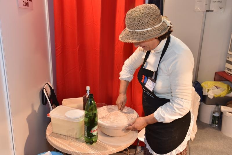 Image 380611 (auto) Image 380611 (auto)