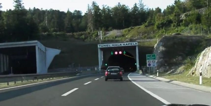 Tunel Mala Kapela, Screenshot: YouTube (Michel Milan) Tunel Mala Kapela, Screenshot: YouTube (Michel Milan)